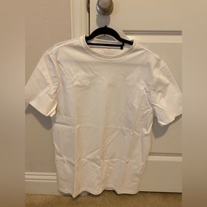 calderoni men’s basic T-shirt men’s tee size XL